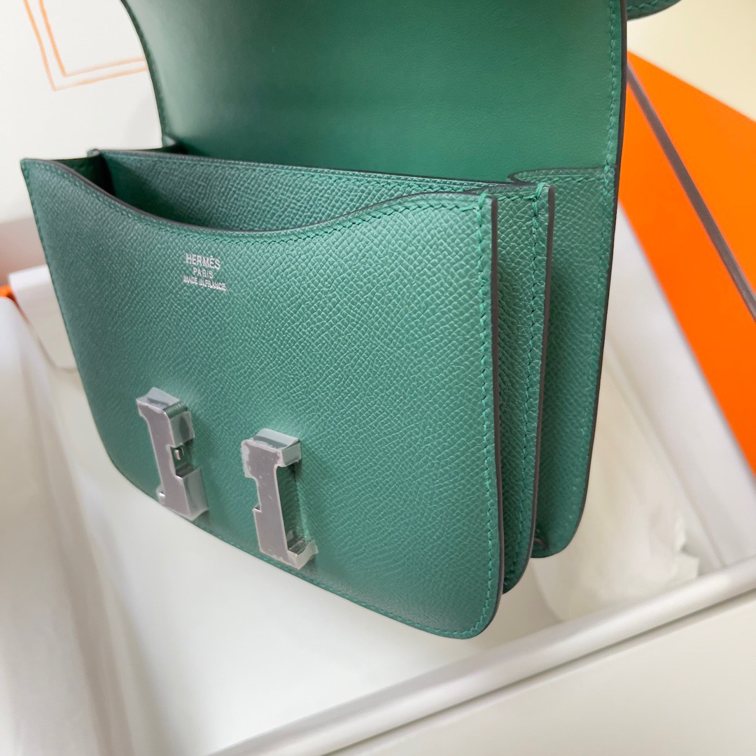 Hermes Constance 18 Mini Shoulder Bag In Vert Emeraude Epsom Leather